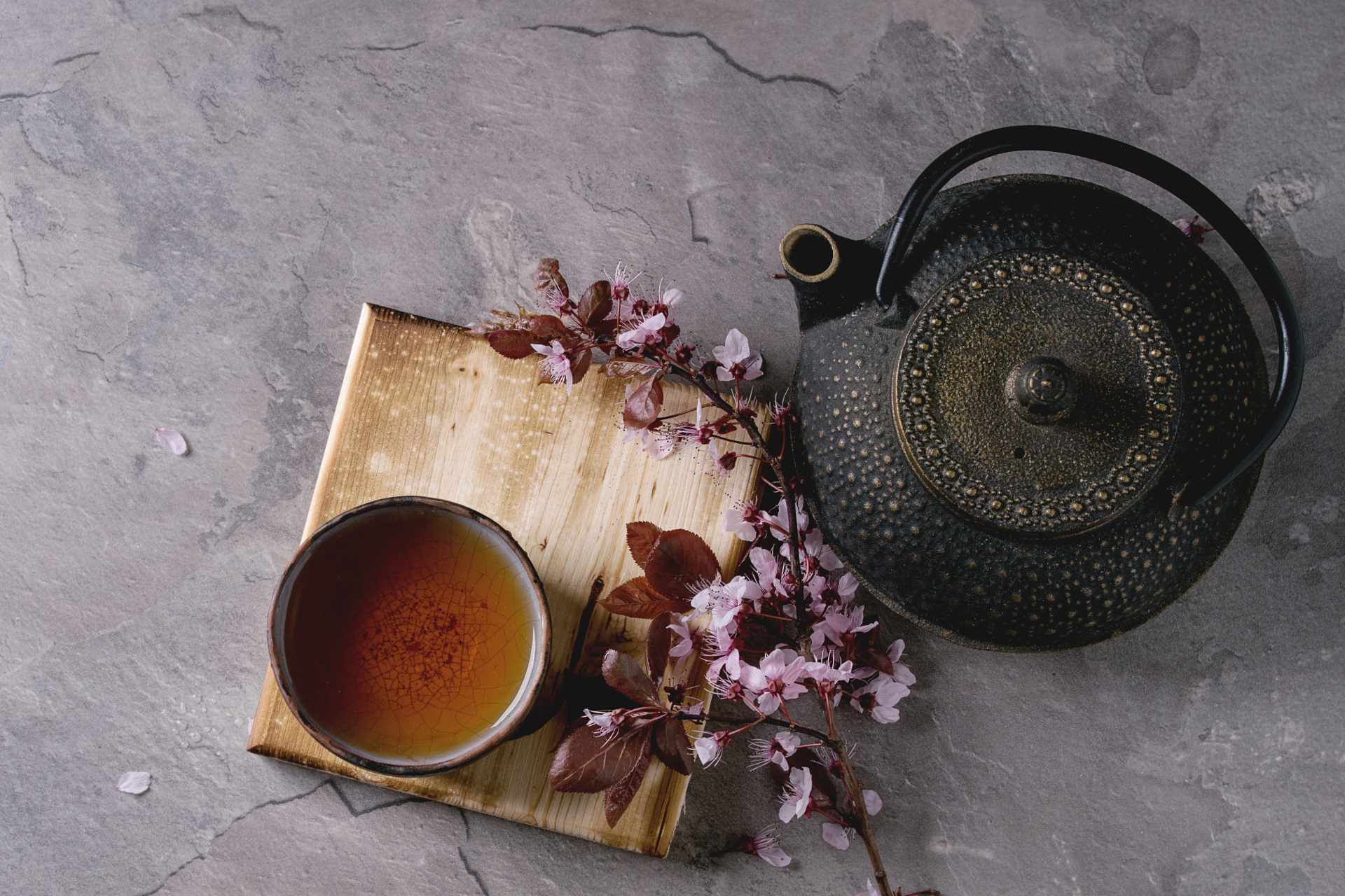 Sakura tea: un delicato infuso di fiori di ciliegio